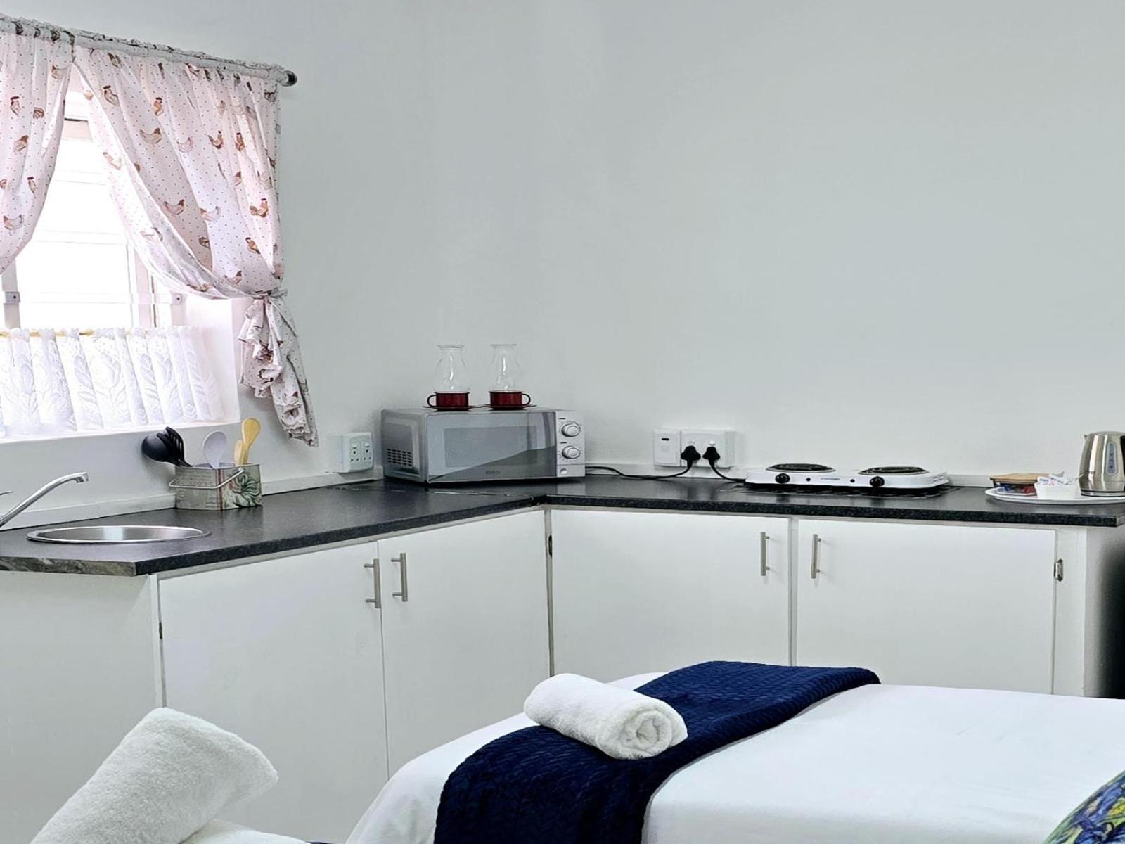 Schooner House Hotel Gansbaai Bagian luar foto