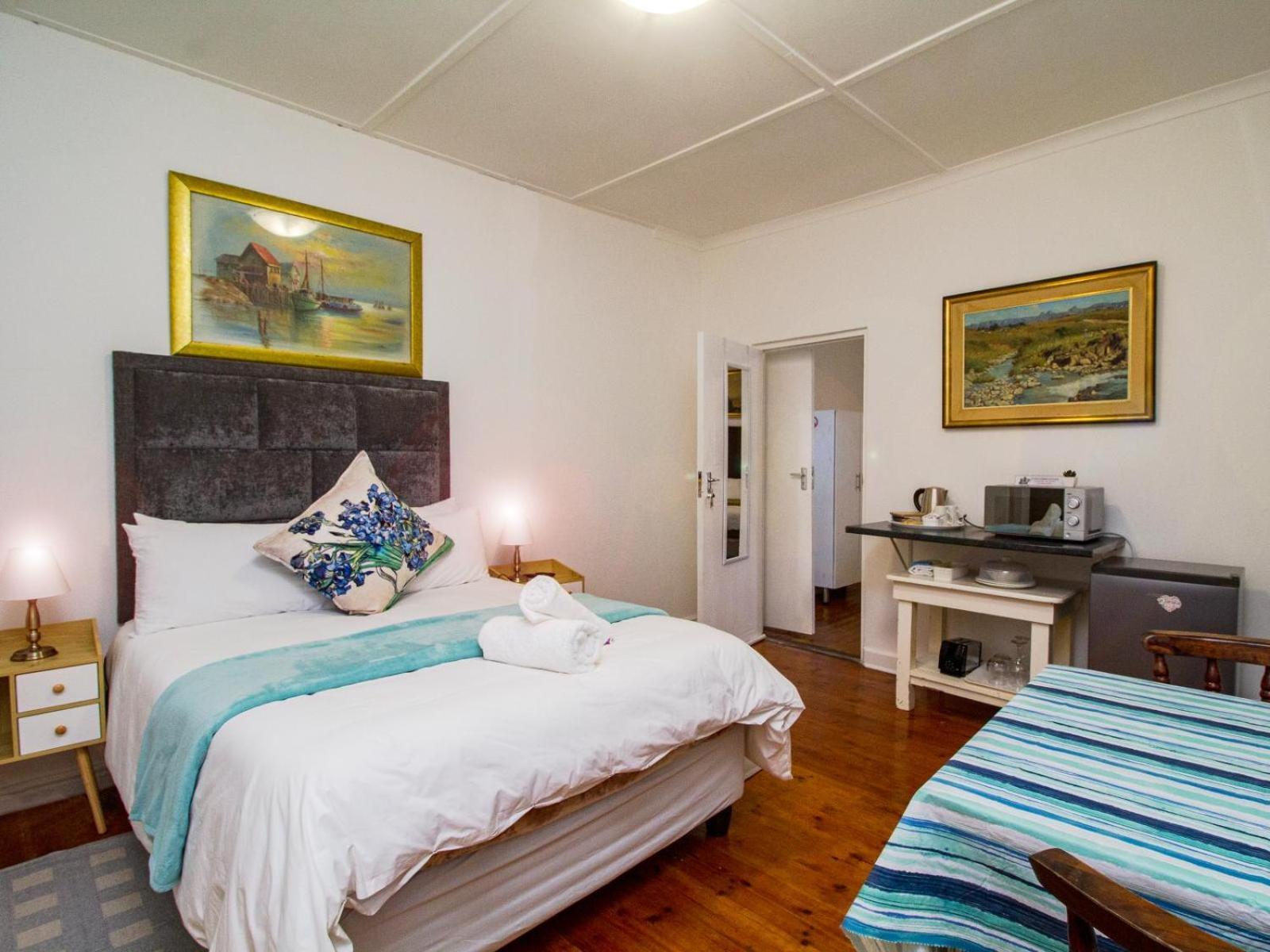 Schooner House Hotel Gansbaai Bagian luar foto